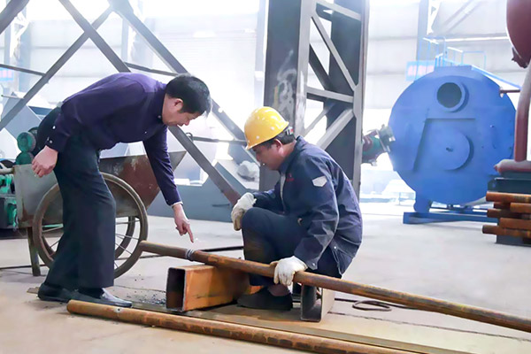 国庆佳节，永兴特种设备董事长视察工作并慰问一线职工